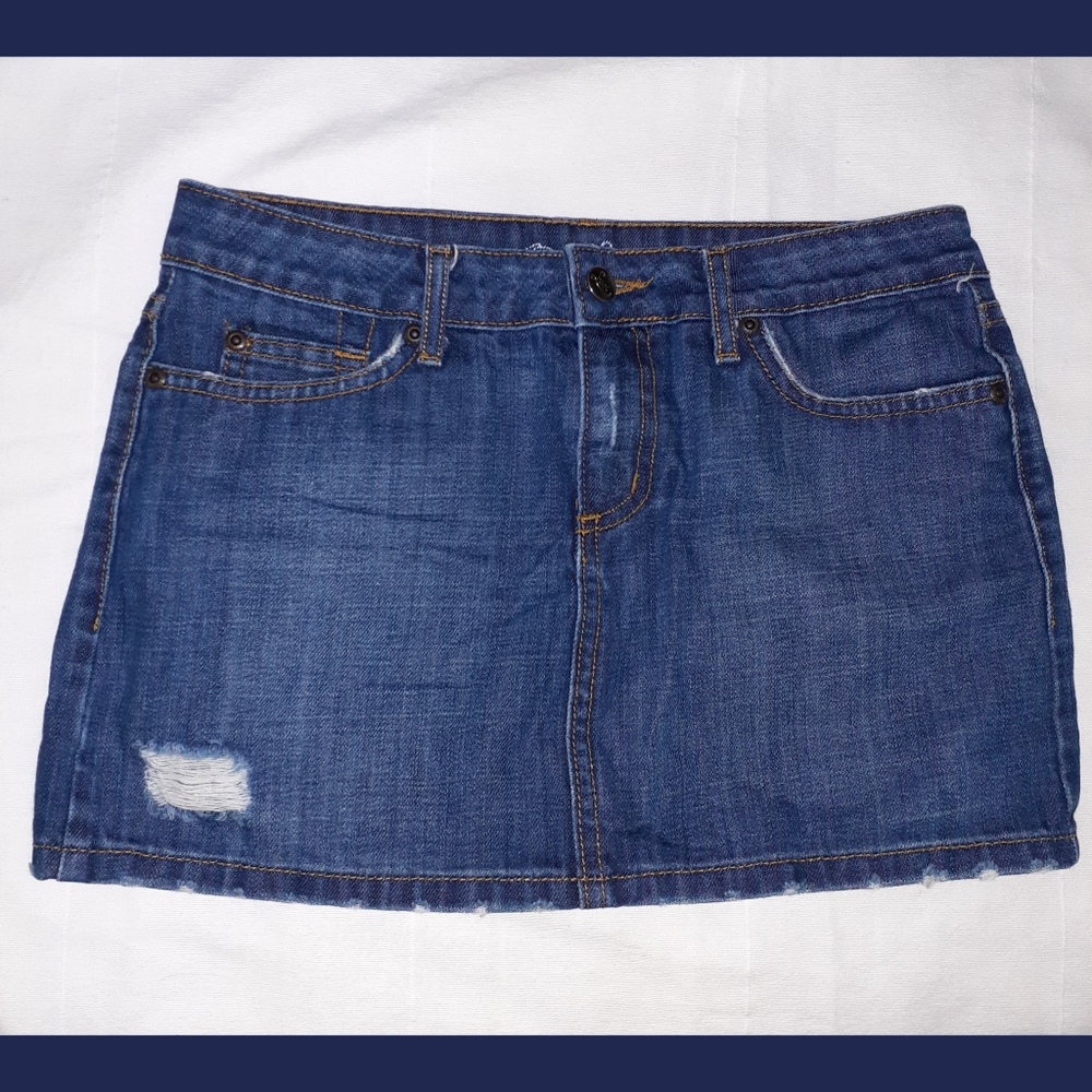 Lux Mini Distressed Denim Jeans Skirt Siz…